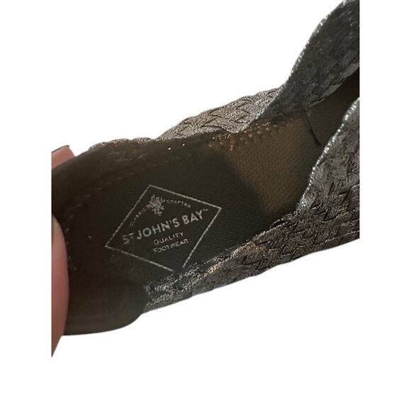 St. Johns Bay Metallic Gray Silver Woven Top Strap Shoes Women Sz 10 - Picture 9 of 10